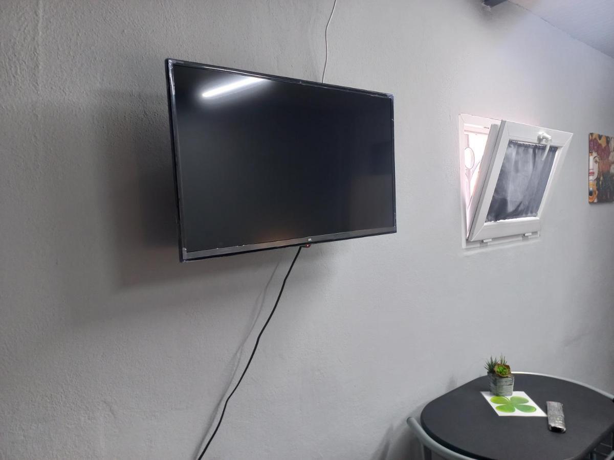 House Il Quadrifoglio Airport Fontanarossa Bed and Breakfast Catania Exteriör bild