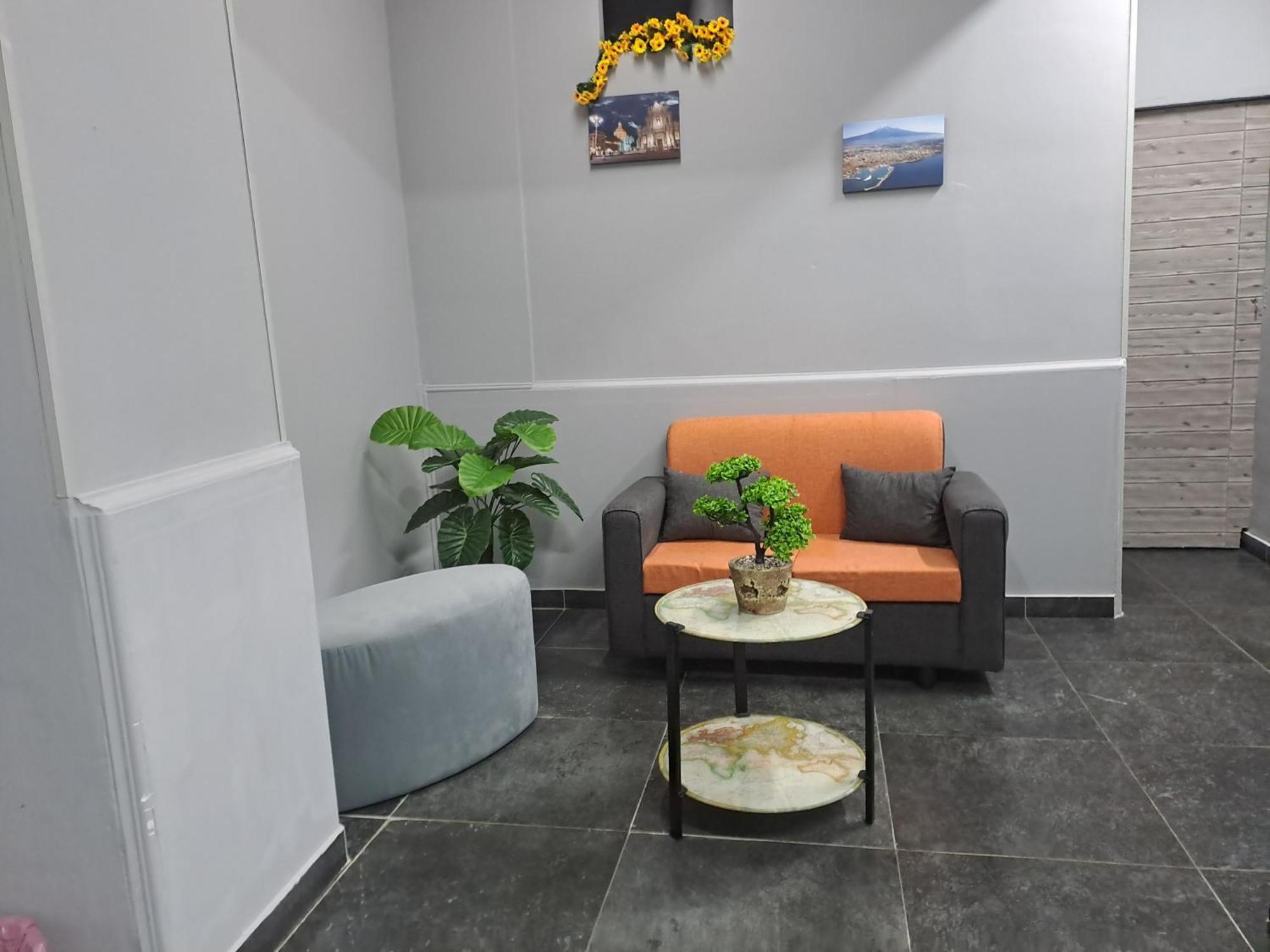 House Il Quadrifoglio Airport Fontanarossa Bed and Breakfast Catania Exteriör bild